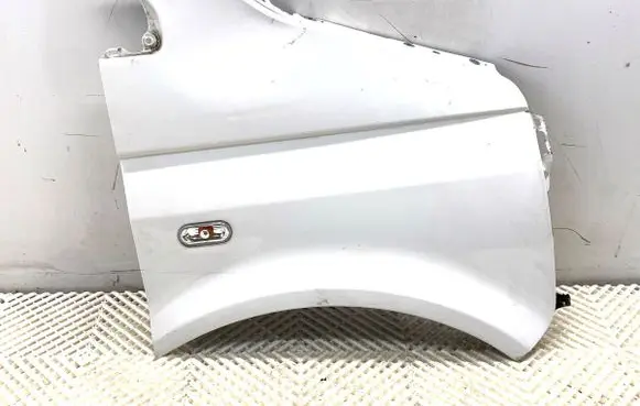 Volkswagen Transporter - Caravelle T5 Fender 