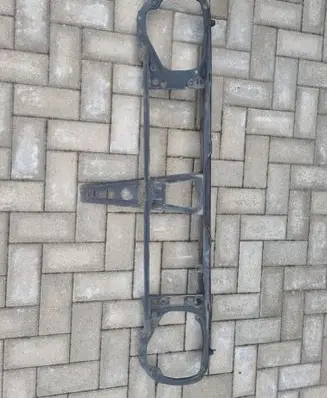 Volkswagen Jetta II Radiator support slam panel