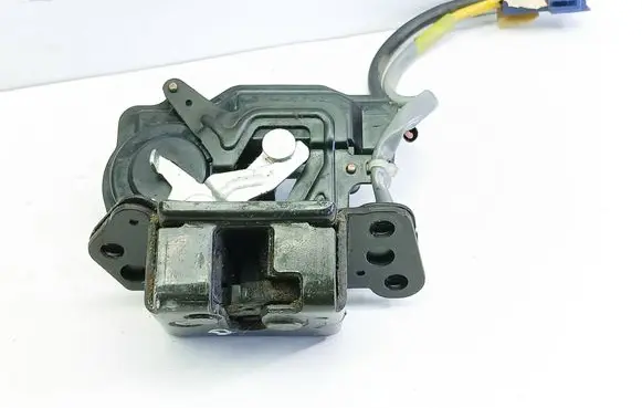 Toyota Avensis T250 Tailgate/trunk/boot lock/catch/latch 