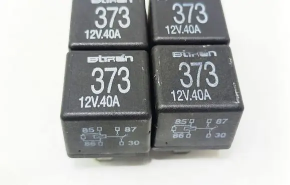 Audi A6 S6 C5 4B Other relay 8D0951253A