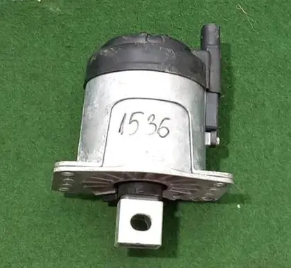 Porsche 992 Engine mount vacuum valve 