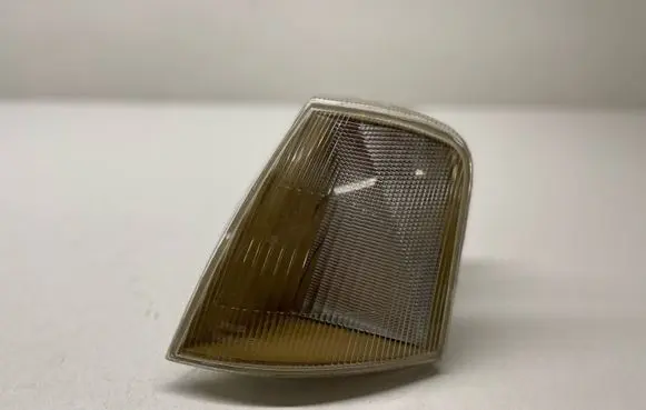 Opel Omega B2 Front indicator light 90399449 1226057