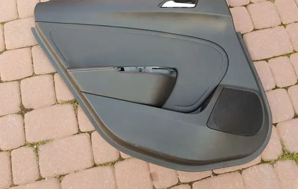 Opel Astra J Front door card panel trim 33TYS