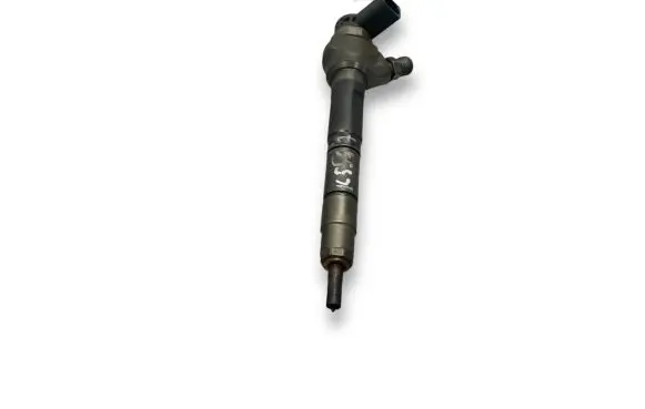 Skoda Octavia Mk3 (5E) Fuel injector 0445110477 04L130277G