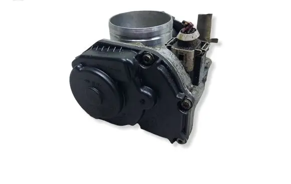 Volkswagen Golf IV Throttle valve 06A133064JKASACJA 06A133064J