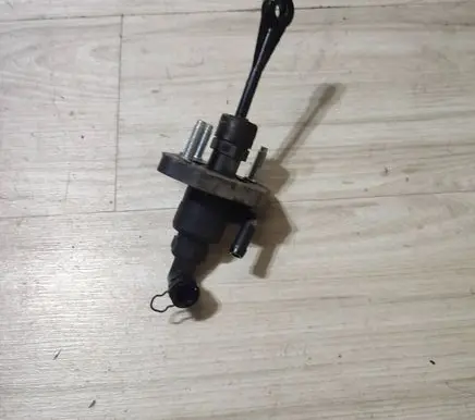 Hyundai i20 (GB IB) Clutch master cylinder 