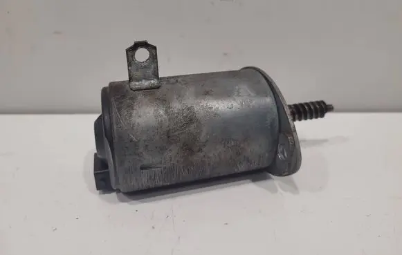 BMW 6 E63 E64 Valve oil control 751820404