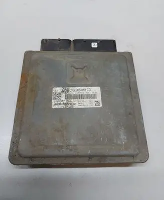Volkswagen Golf V Engine control unit/module 03G906018CD