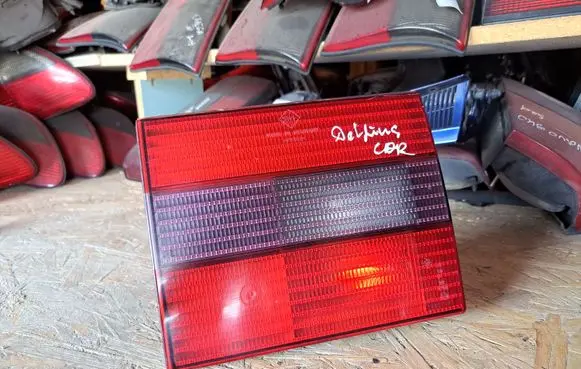Volkswagen PASSAT B4 Tailgate rear/tail lights 3A9945107B 3A9945107