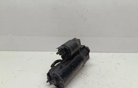 Audi A4 S4 B5 8D Starter motor 068911024G 0001100120 06030454