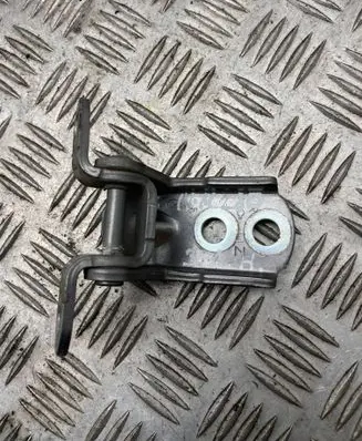 Nissan Murano Z51 Rear door lower hinge