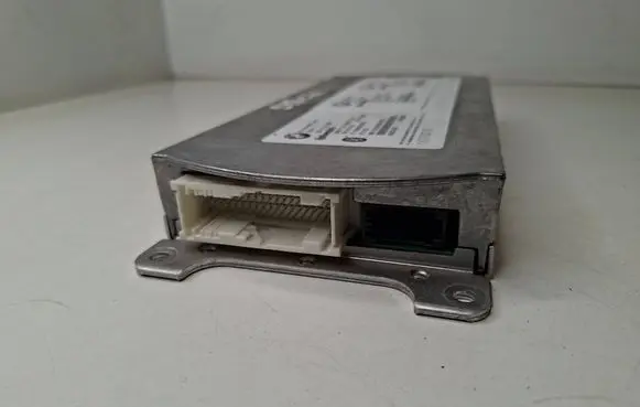 BMW 5 E60 E61 Bluetooth control unit module 9149615