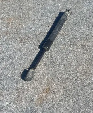 Volvo S60 Tailgate/trunk strut/damper 30799160