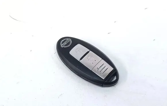 Nissan Juke I F15 Ignition key/card TWB1G662