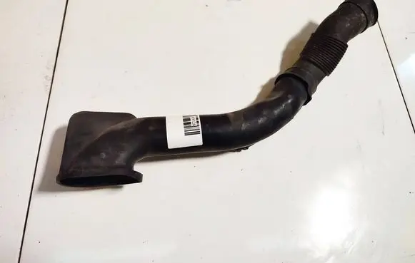 Opel Tigra B Air intake hose/pipe 13101636 560992646