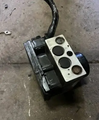 Volkswagen Transporter - Caravelle T5 ABS Pump 7H0907379M