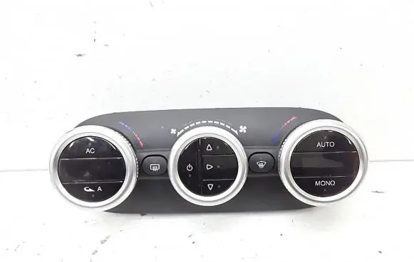 Alfa Romeo Giulietta Climate control unit 5556000902