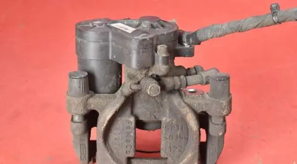 Rear brake caliper