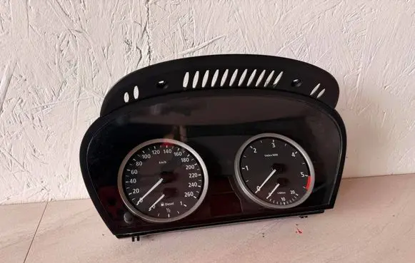 BMW 5 E60 E61 Speedometer (instrument cluster) 6958600
