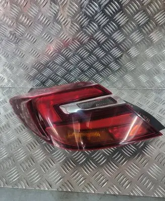 Rear/tail lights