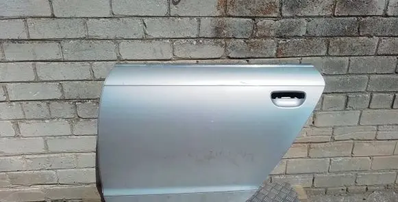 Audi A6 S6 C6 4F Rear door