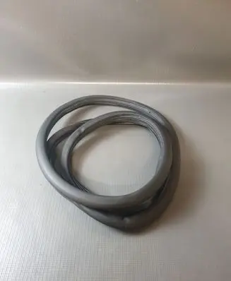 Opel Mokka B Front door rubber seal 191121