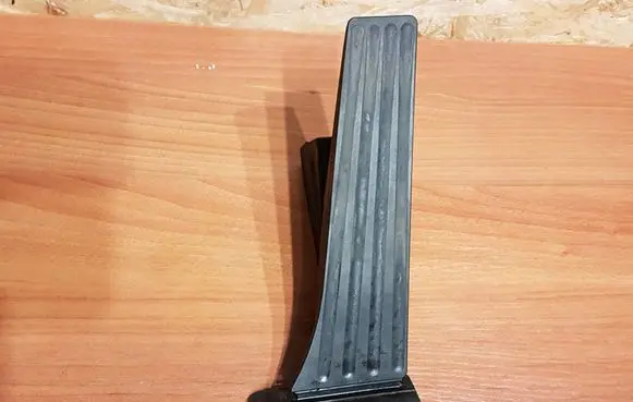 BMW 5 E60 E61 Accelerator throttle pedal 25916010 1091