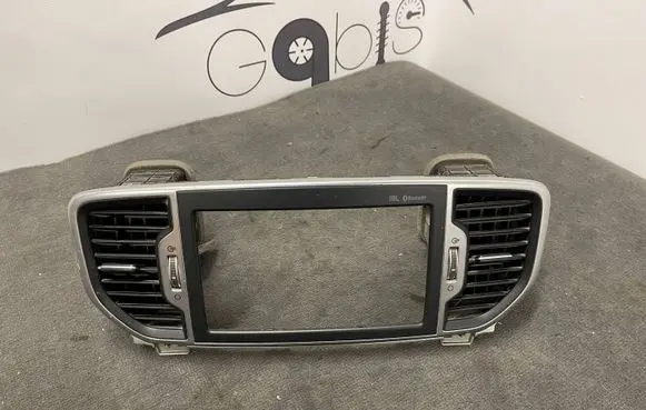 KIA Sportage Dash center air vent grill 97410F1000 U14653B