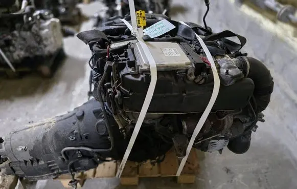 Mercedes-Benz E W212 Engine swap 651900