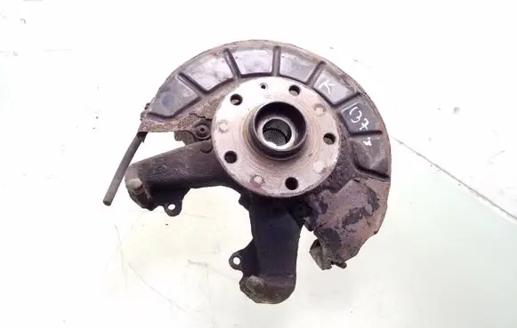 Volkswagen Golf V Front wheel hub spindle knuckle