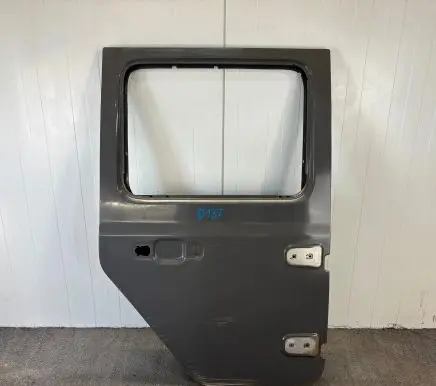 Jeep Wrangler Rear door D137