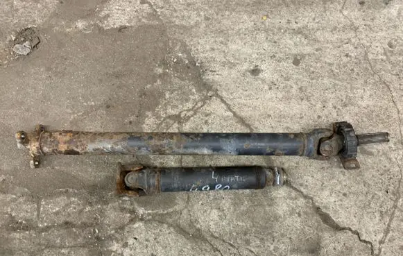 Mercedes-Benz E W124 Front prop shaft 1244106101