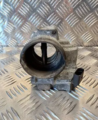 Volkswagen Golf Plus EGR valve 03G128063 40824D121001
