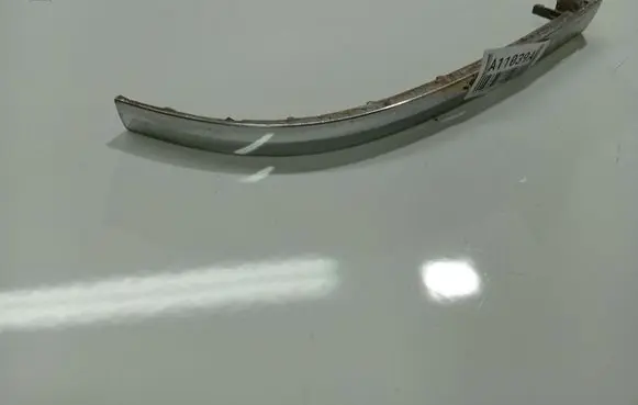 Toyota Avensis T250 Rear/tail light trim molding 2207516353 22075-16353