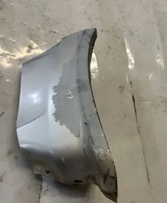 Mitsubishi Montero Fender trim (molding) MR438734