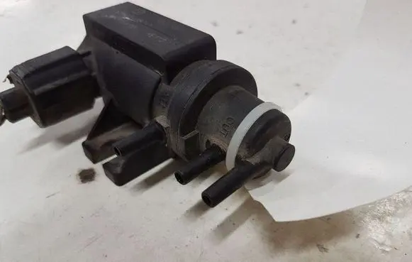 Mazda 6 Turbo solenoid valve SH0318741