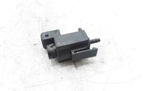 BMW 5 E60 E61 Turbo solenoid valve 7810831 70231800