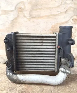 Audi A6 S6 C6 4F Intercooler air channel guide 4F0145806E