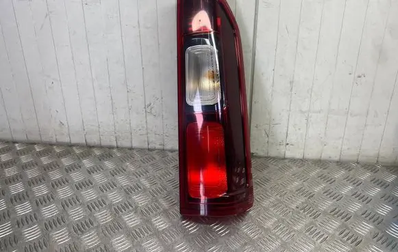Renault Trafic III (X82) Rear/tail lights 265504656R 93867969