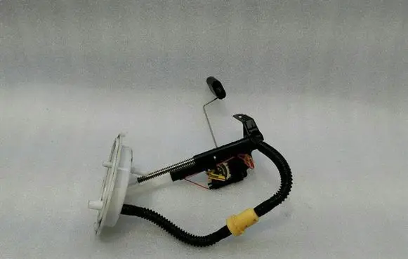 BMW 6 E63 E64 Fuel level sensor 6765849