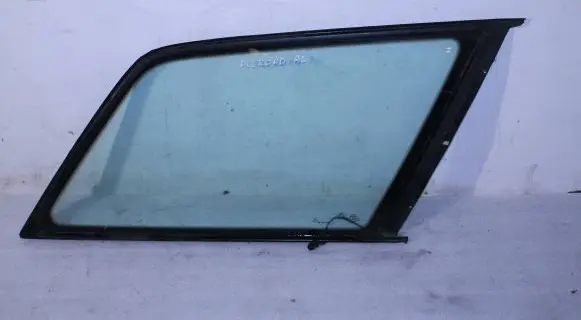 Audi A6 S6 C5 4B Rear side window 43R00137