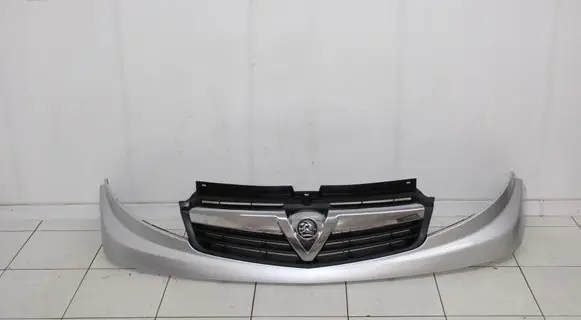 Opel Vivaro Front bumper upper radiator grill