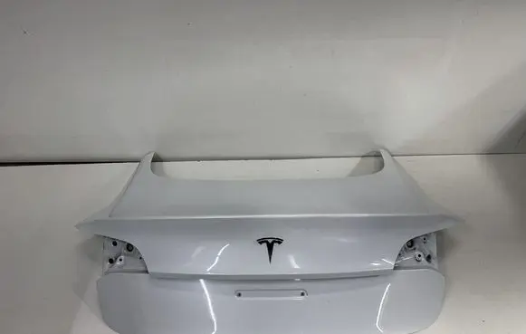 Tesla Model 3 Tailgate/trunk/boot lid 1081454E0C
