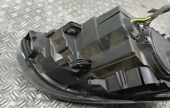 Volvo S60 Headlight/headlamp