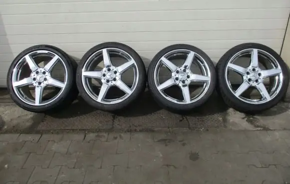 Mercedes-Benz CLS C218 AMG R19 alloy rim 