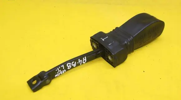 Audi A4 S4 B8 8K Rear door check strap stopper 8K0839249B