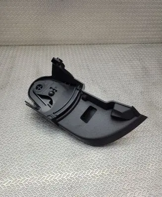 Volvo XC40 Seat belt trim 31469202