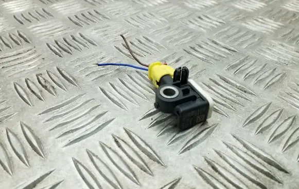 Skoda Fabia Mk2 (5J) Airbag deployment crash/impact sensor 2H0959351