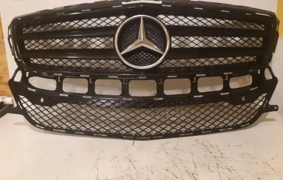 Front bumper upper radiator grill