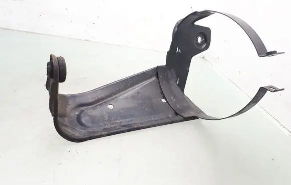 Alfa Romeo GTV Air filter cleaner box bracket assembly A997